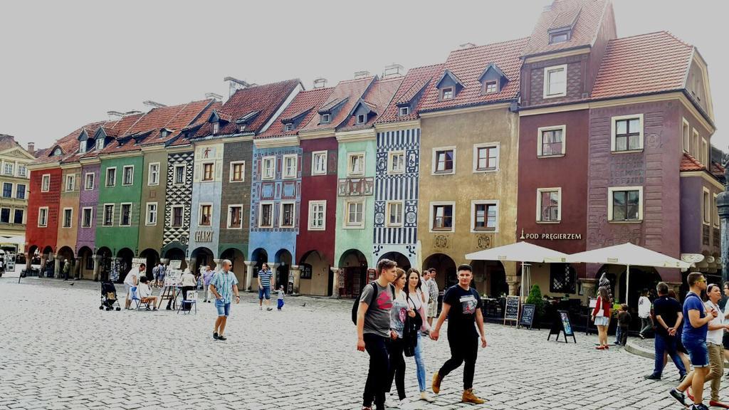 Bluegrayorange Apartment Poznan Ngoại thất bức ảnh